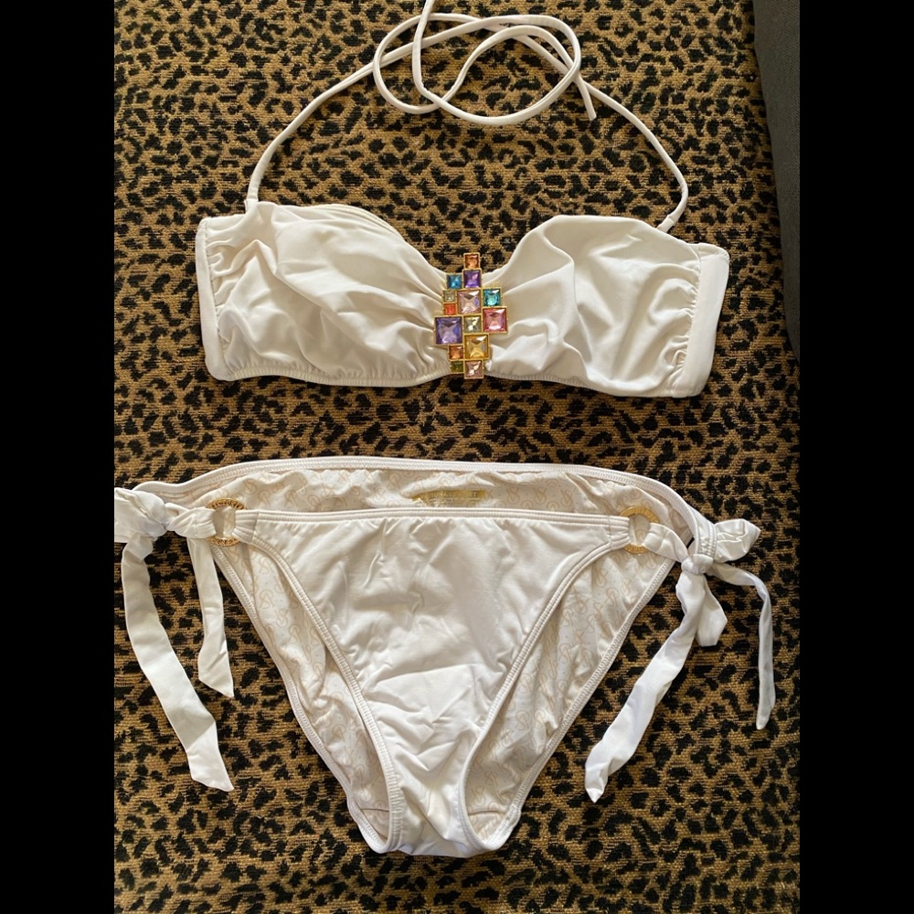 Victoria’s Secret bikini size large